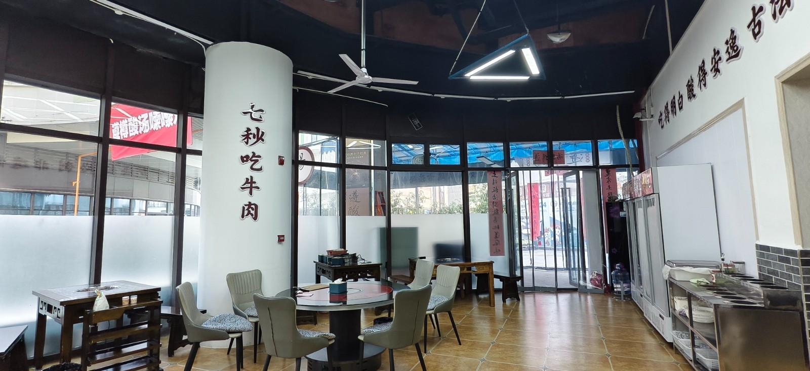 新蒲十米长门头外摆区域大早餐店带火锅店一体转让